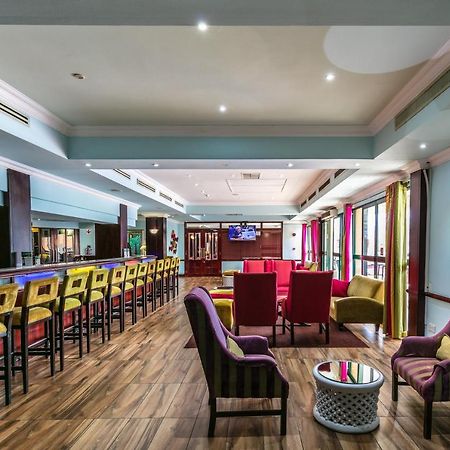 Cresta President Hotel Gaborone Kültér fotó
