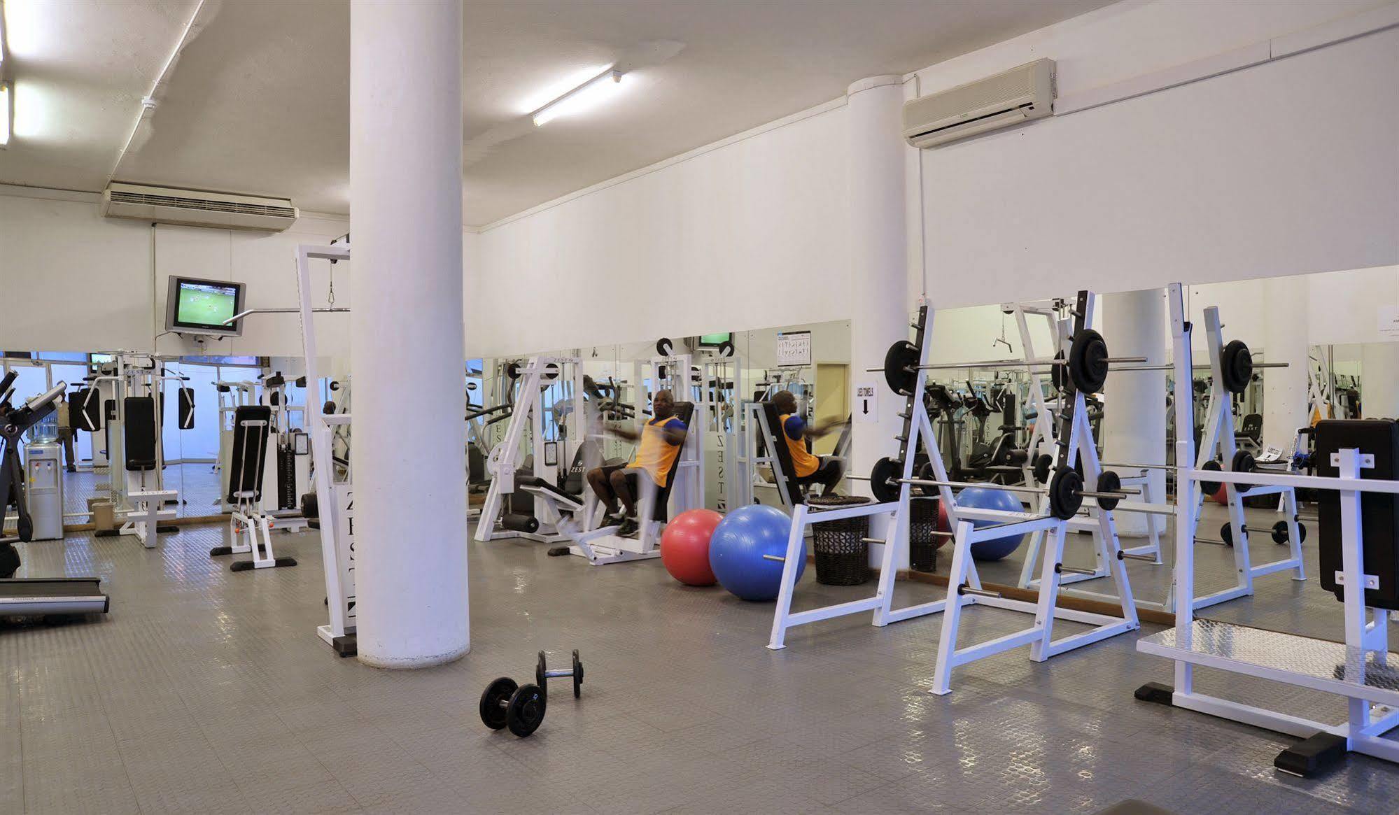 Cresta President Hotel Gaborone Kültér fotó