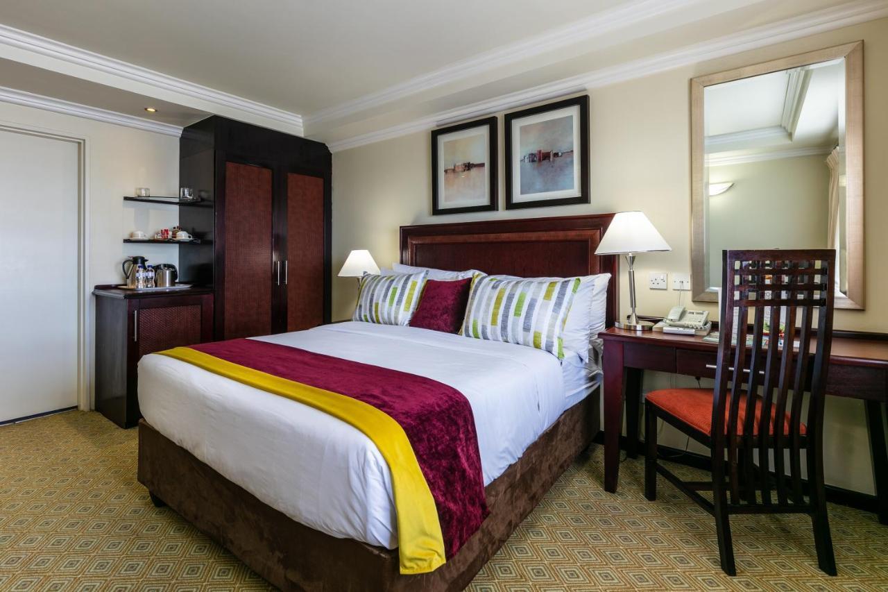 Cresta President Hotel Gaborone Kültér fotó