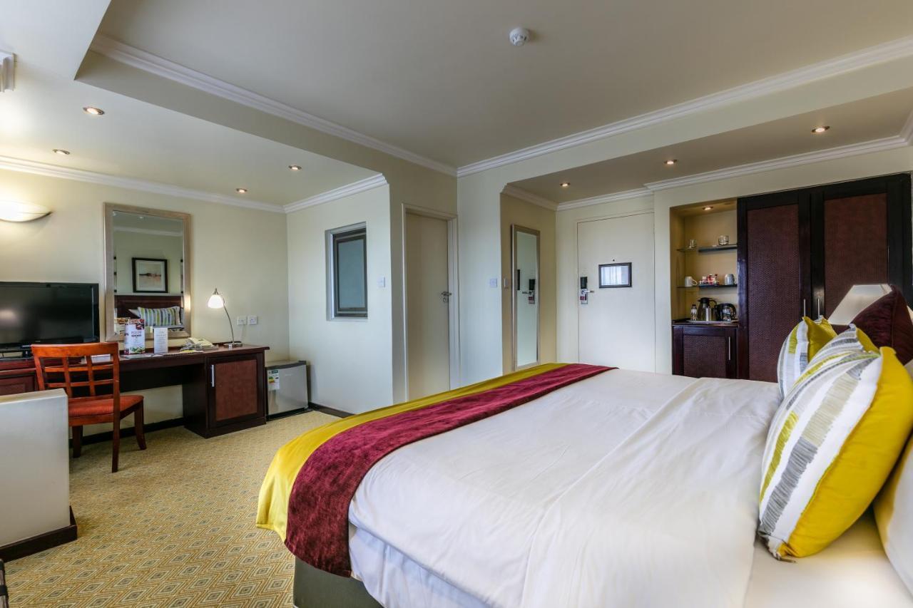 Cresta President Hotel Gaborone Kültér fotó