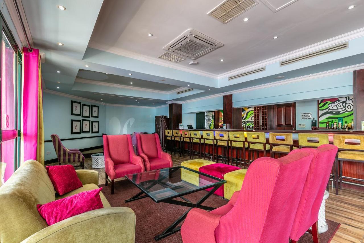 Cresta President Hotel Gaborone Kültér fotó